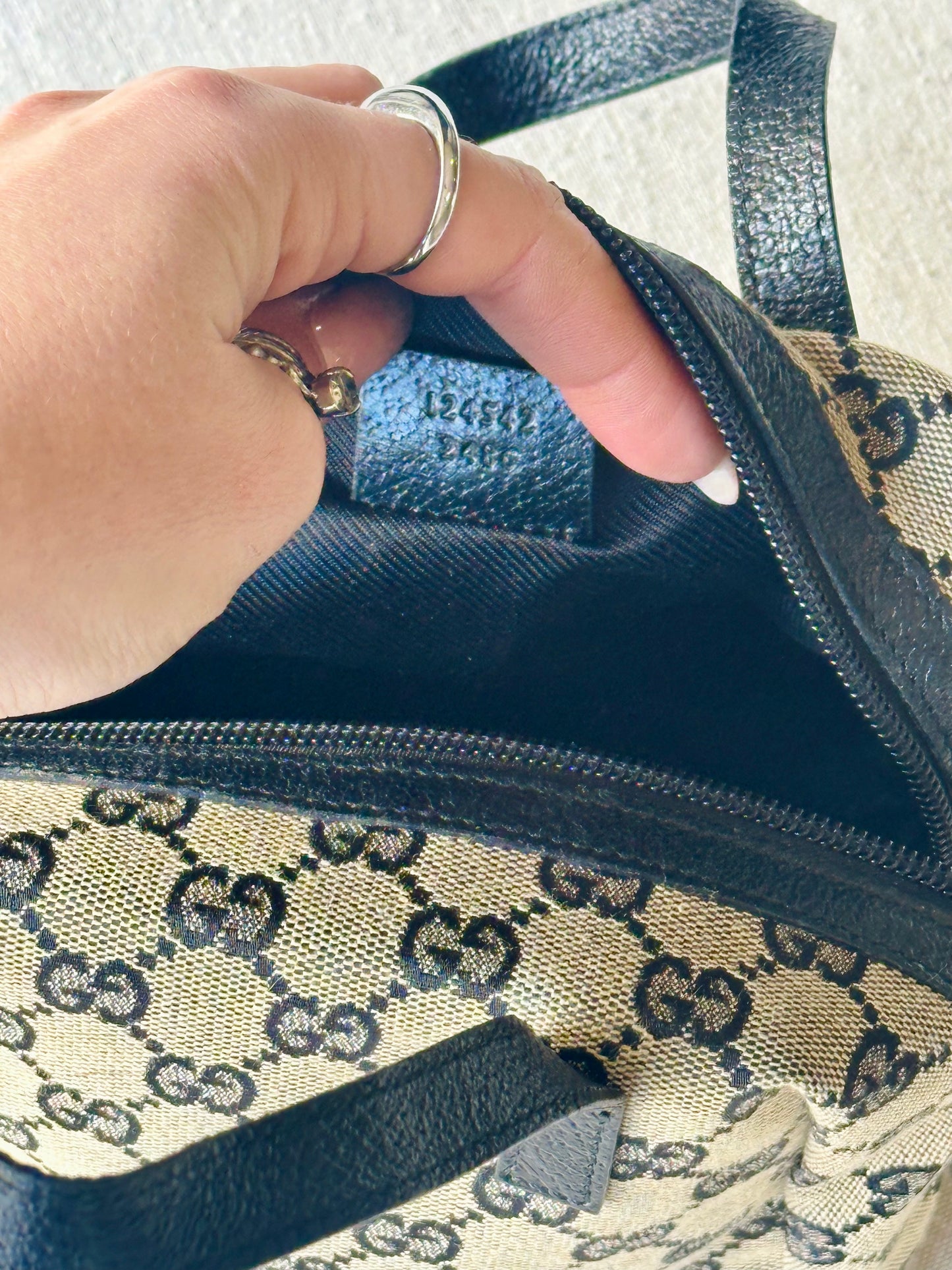 GUCCI - Pochette Monogram