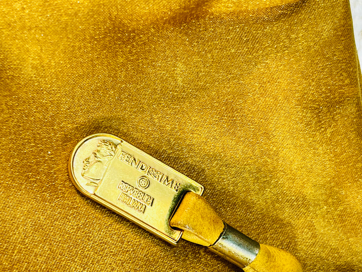 FENDISSIME - Vintage Clutch