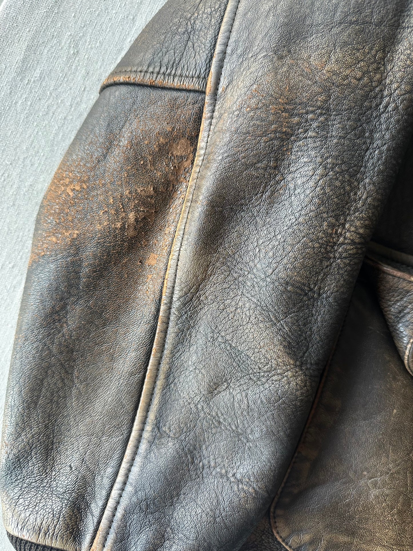 Avirex- Giacca in pelle bomber marrone invecchiato