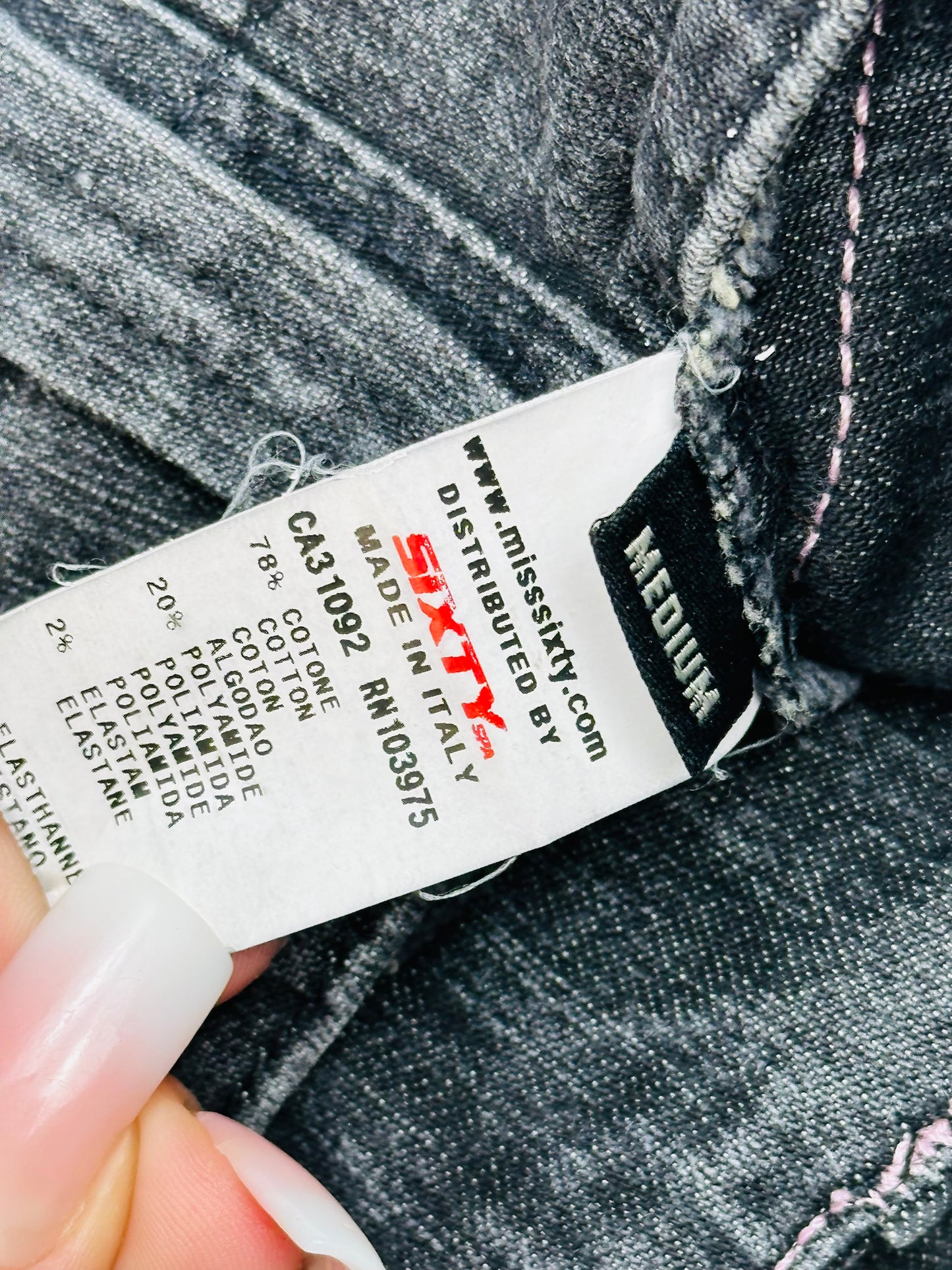 Mini Gonna a Pieghe in Denim Nero Vintage – Miss Sixty Y2K | Made in Italy