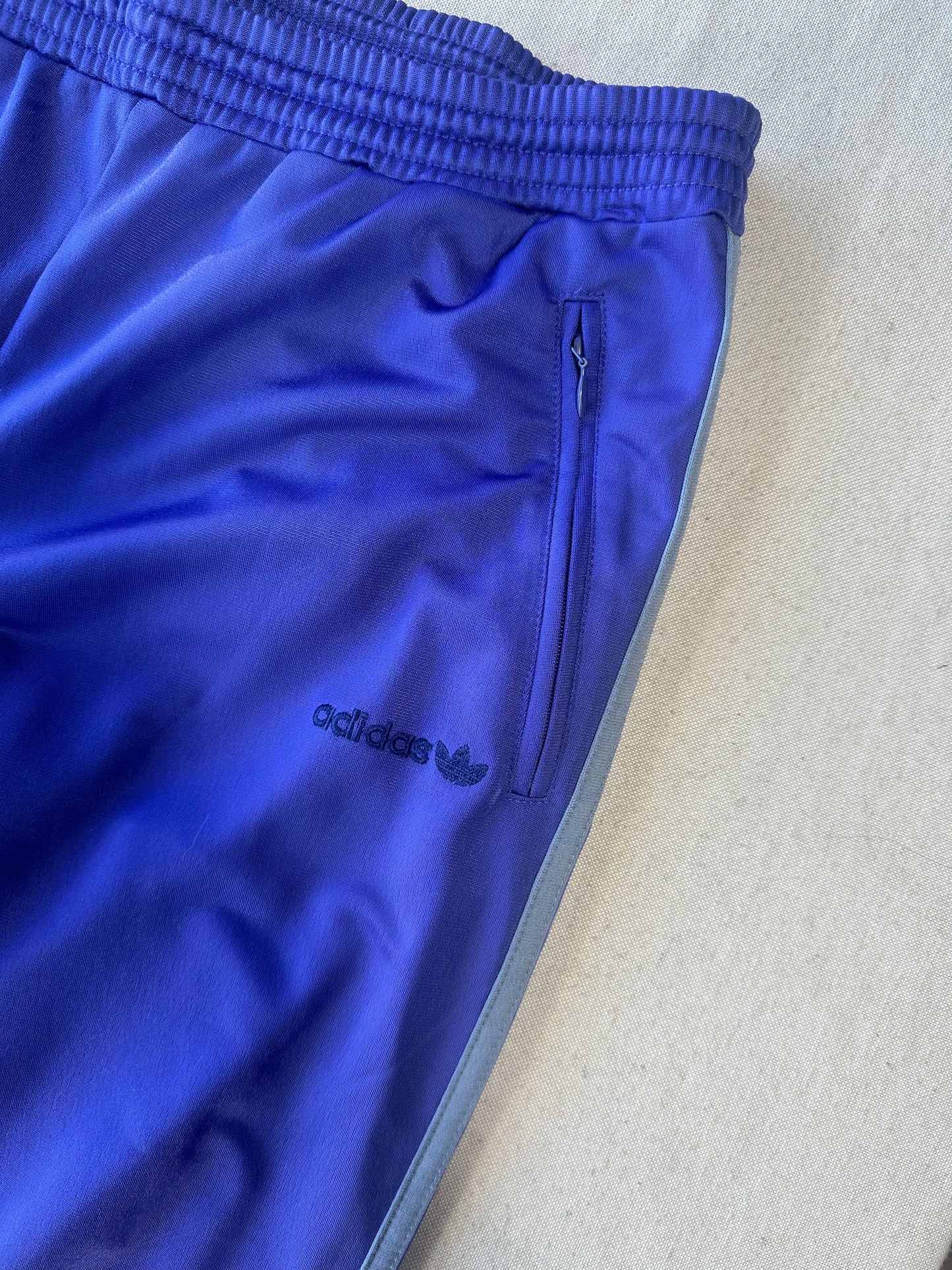 ADIDAS - Pantaloni 💜