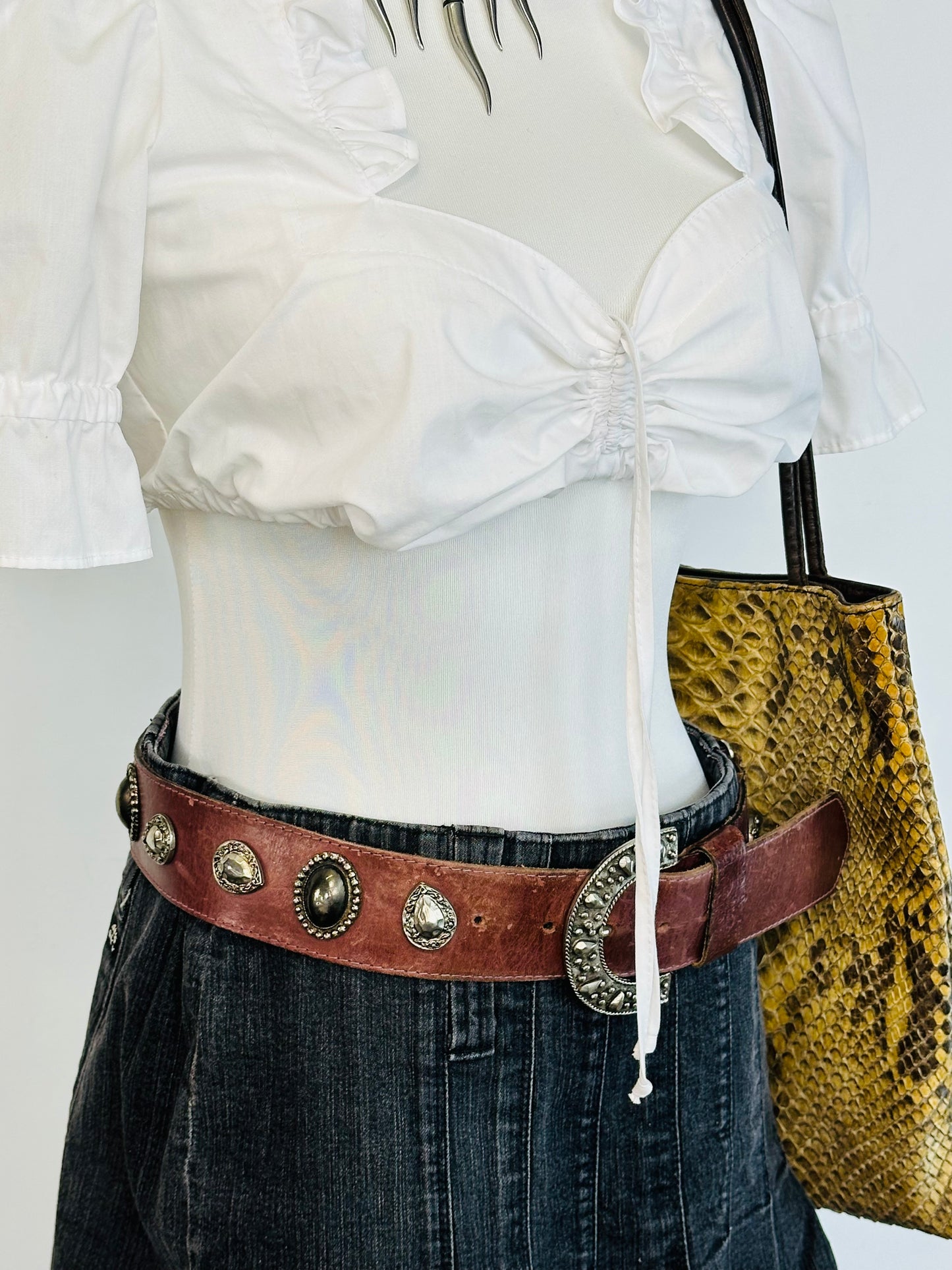 Crop Top Bianco con Maniche a Sbuffo e Coulisse