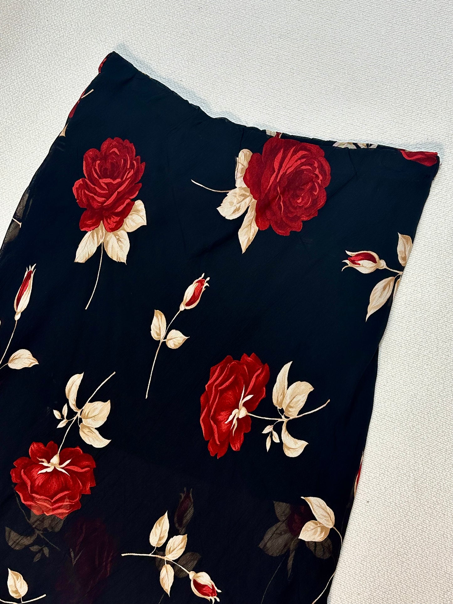Gonna vintage con stampa rose – stile Y2K