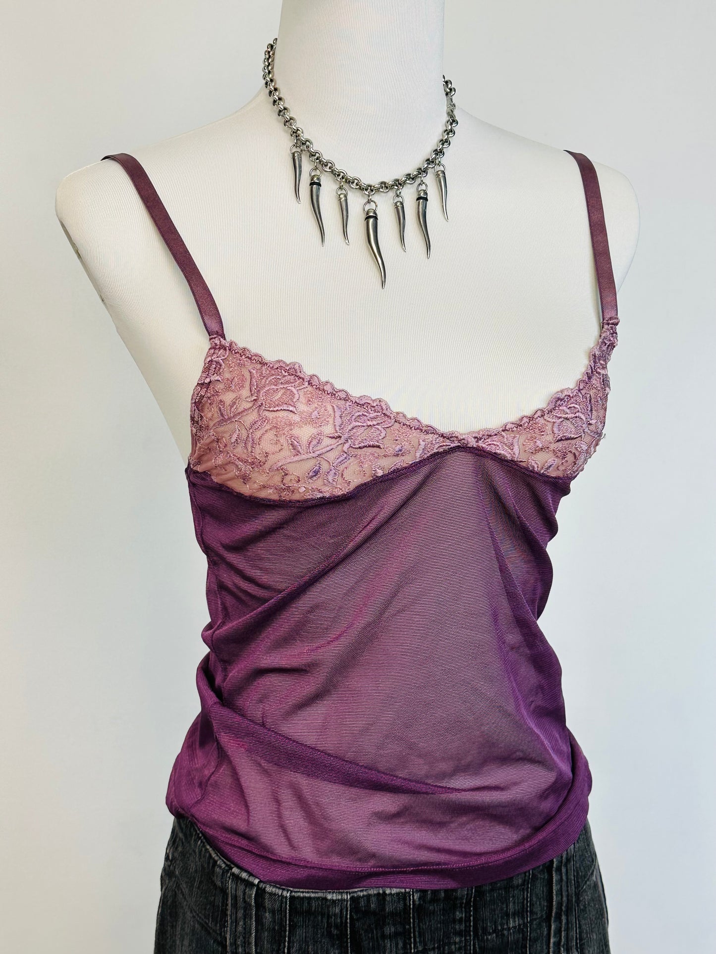 Y2k tank micromesh top, Top Vintage in Micromesh Viola con Dettagli in Pizzo Rosa Malva