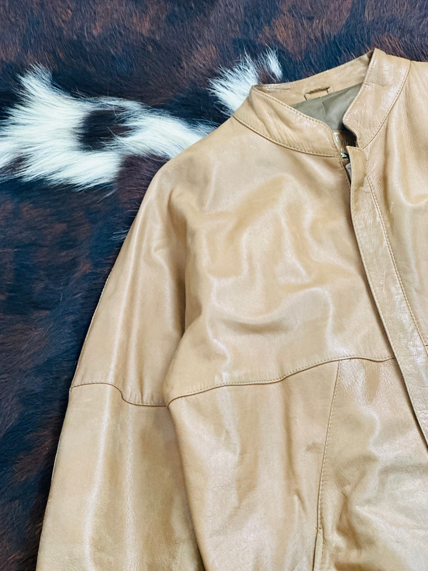 🧥 Giacca vintage in pelle color miele chiaro – Bomber anni ’80