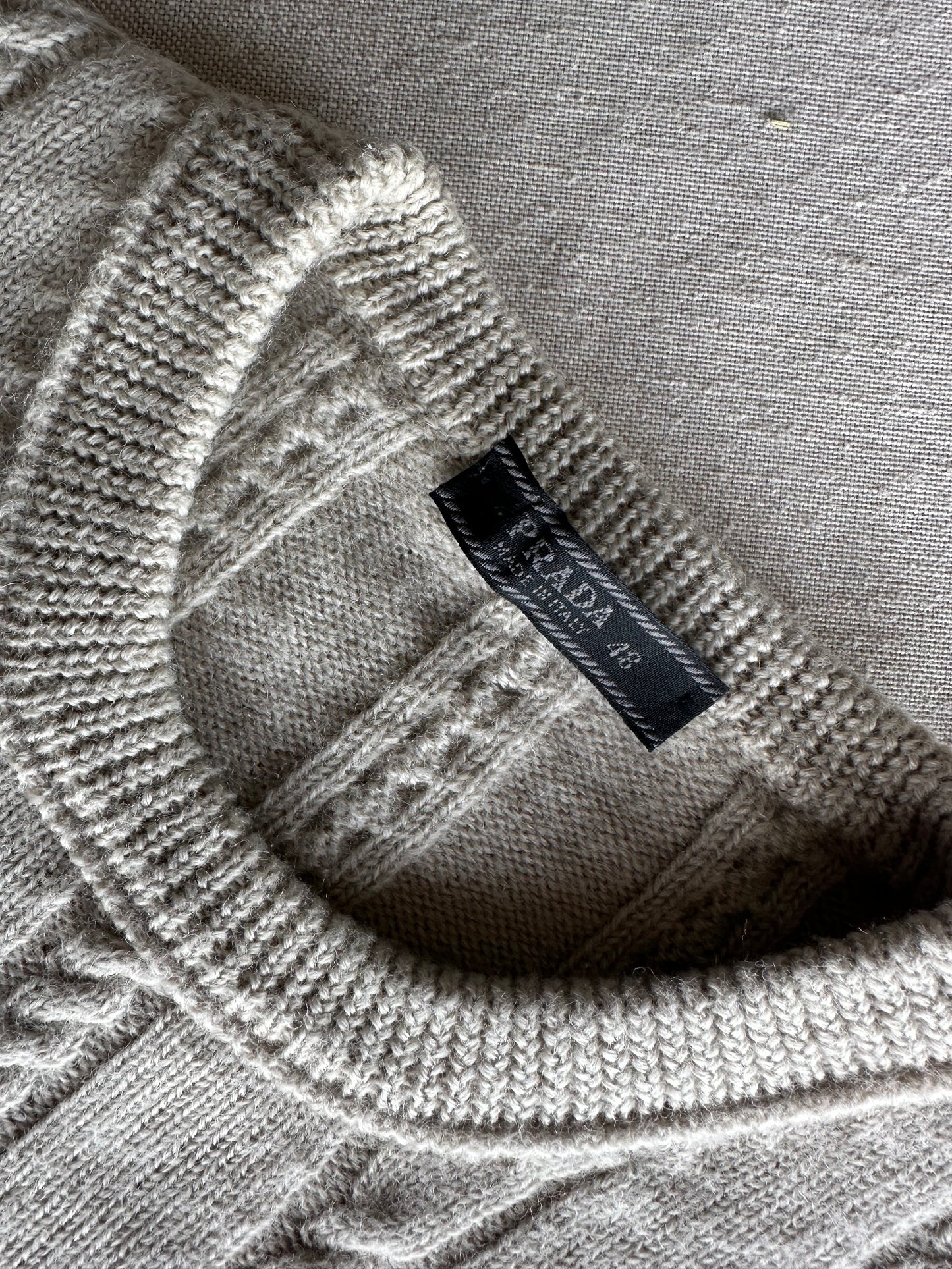 PRADA - Pullover tortora con trecce pura lana vergine