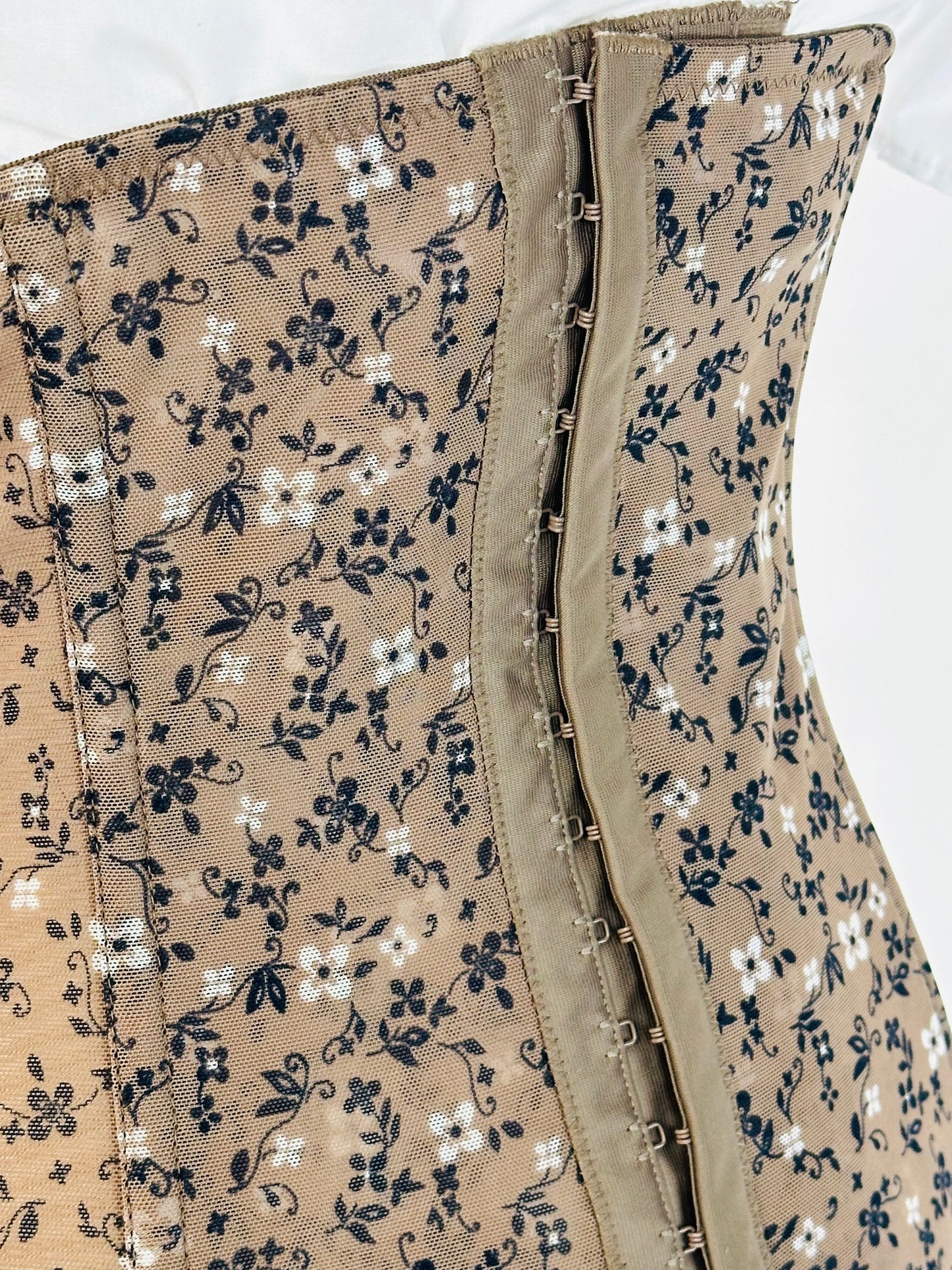 Corsetto sotto seno animalier , micromesh , leopardato a fiori , steccato