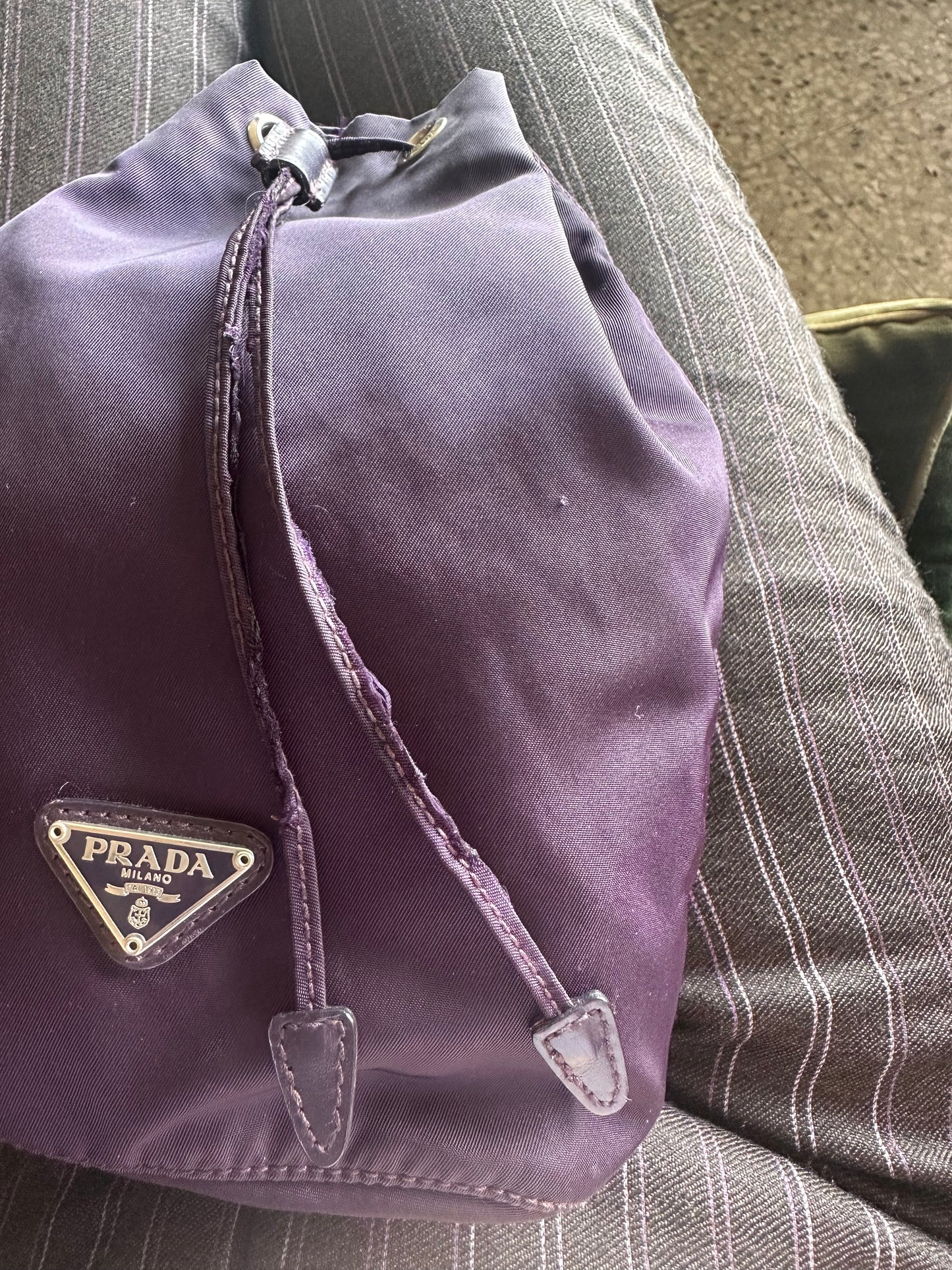 PRADA - Pouch in re- nylon viola
