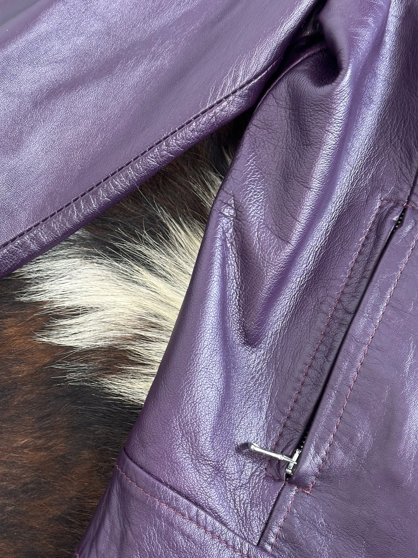 Giacca di pelle viola