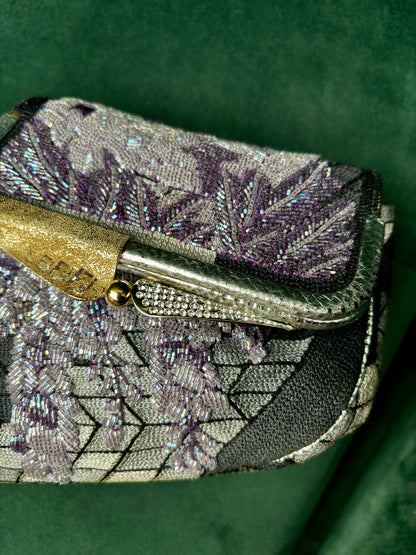 FENDI - Pochette Vintage “Border Line Embroidery +Kari” – Nuova con Etichetta