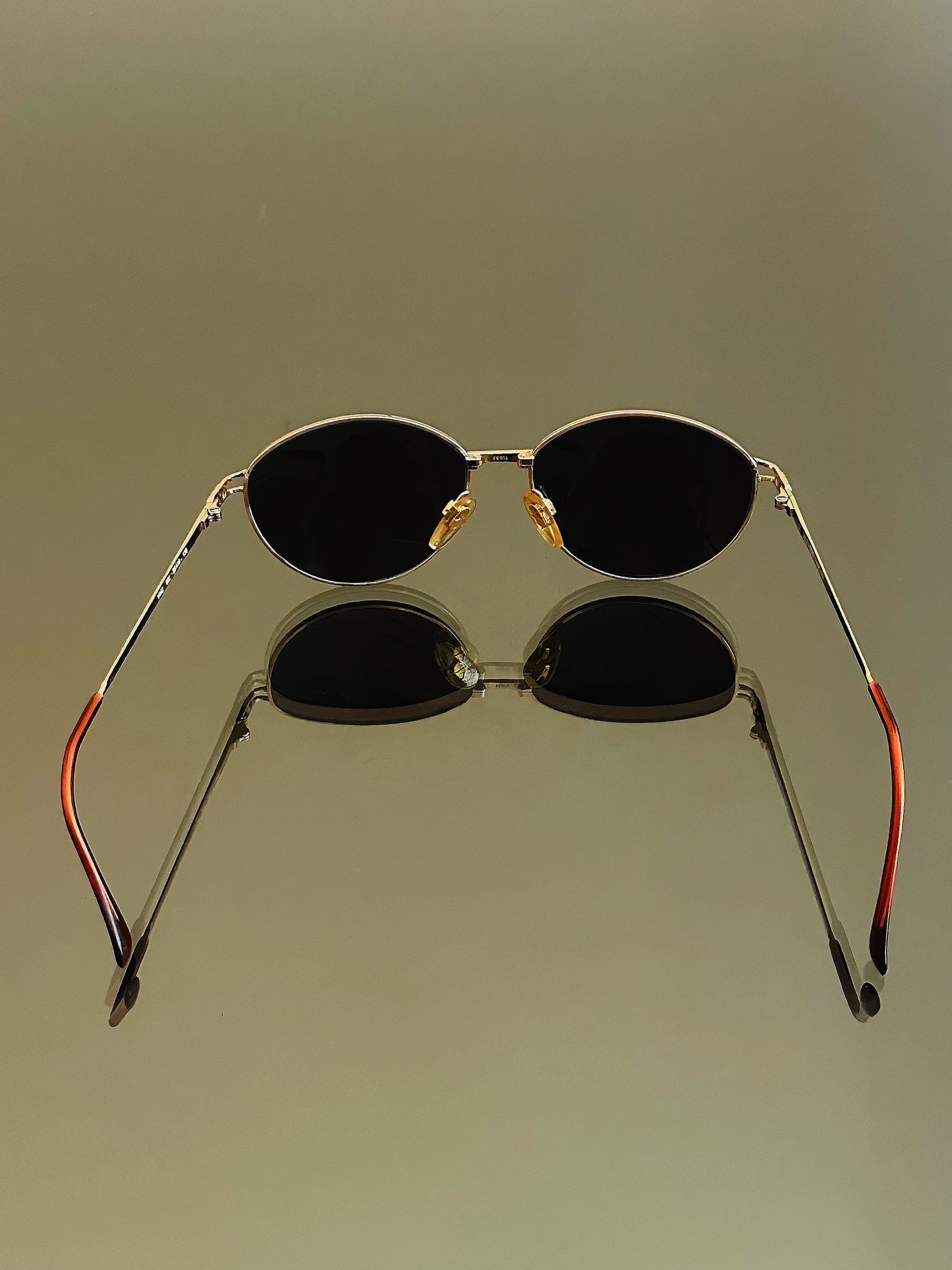 VERSACE - Occhiali da sole V442 962 Vintage – Made in Italy