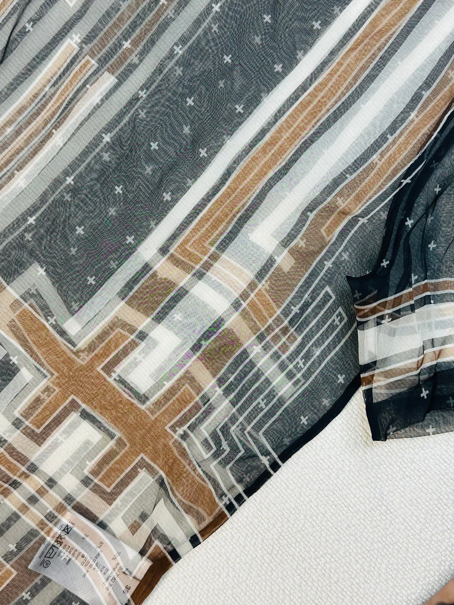 GIVENCHY - T-Shirt trasparente in seta