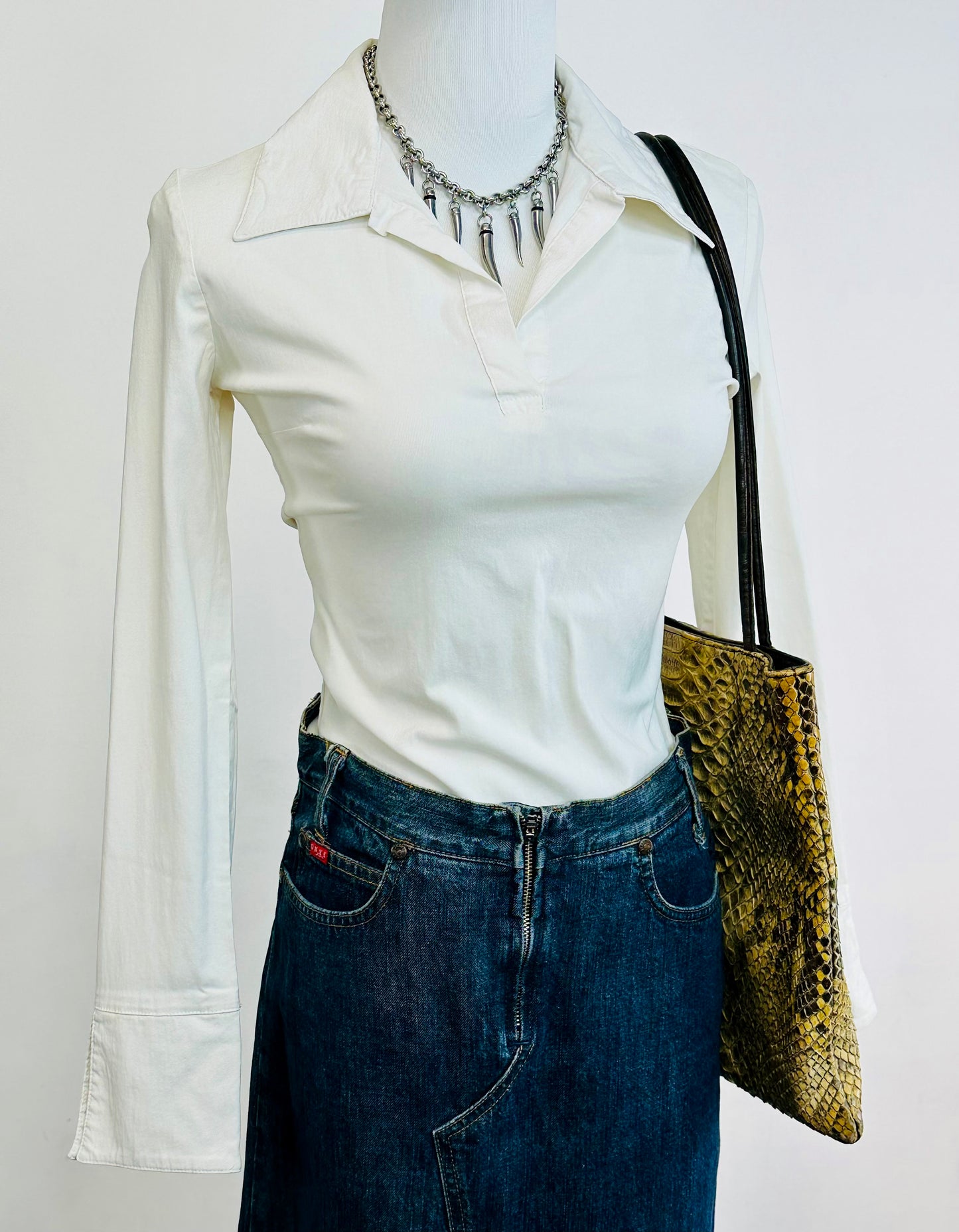 Camicia vintage a maniche lunghe bianco latte