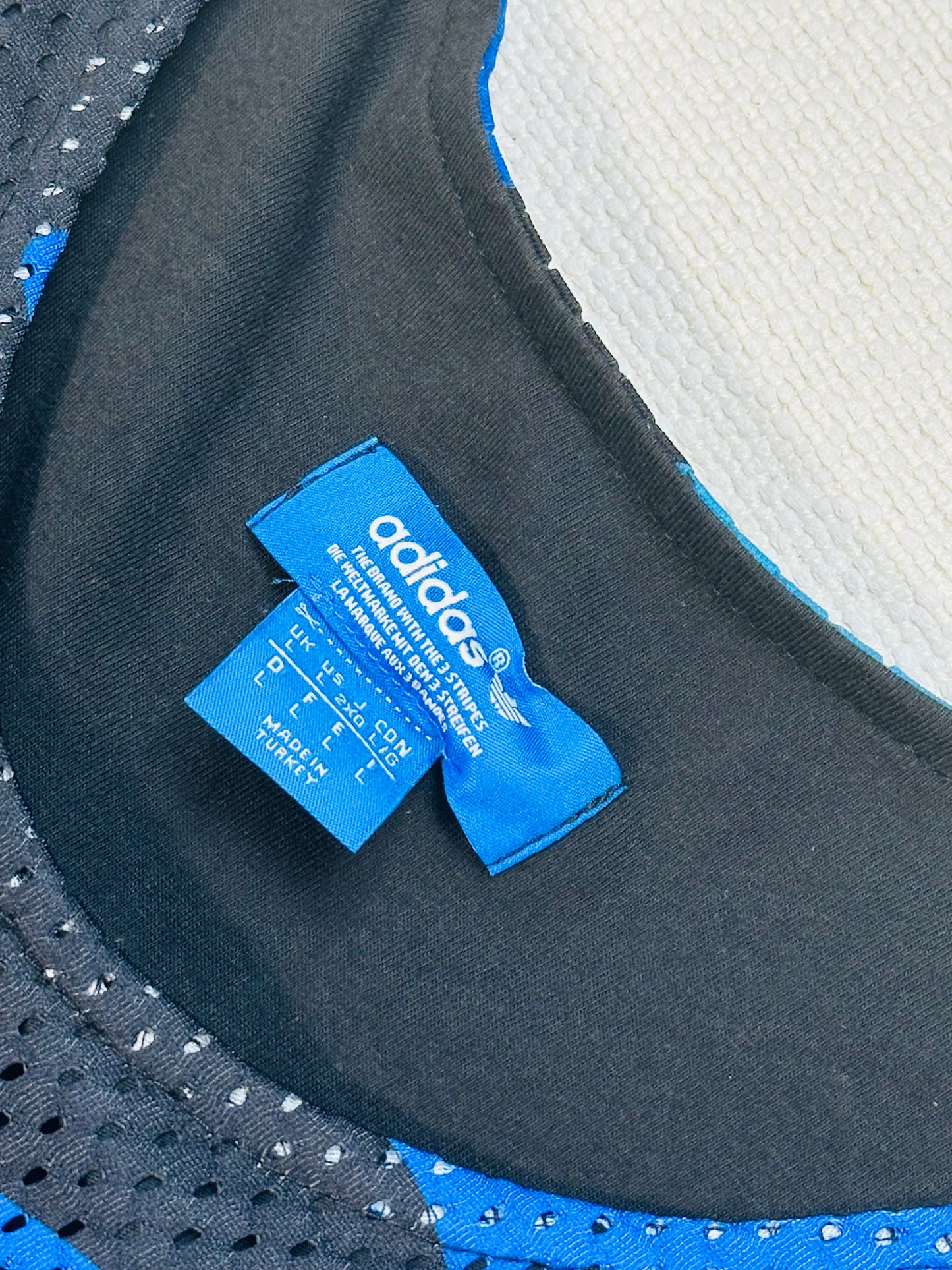 ADIDAS x NBA – Miami Heat Jersey Camouflage Blue Edition 🔹