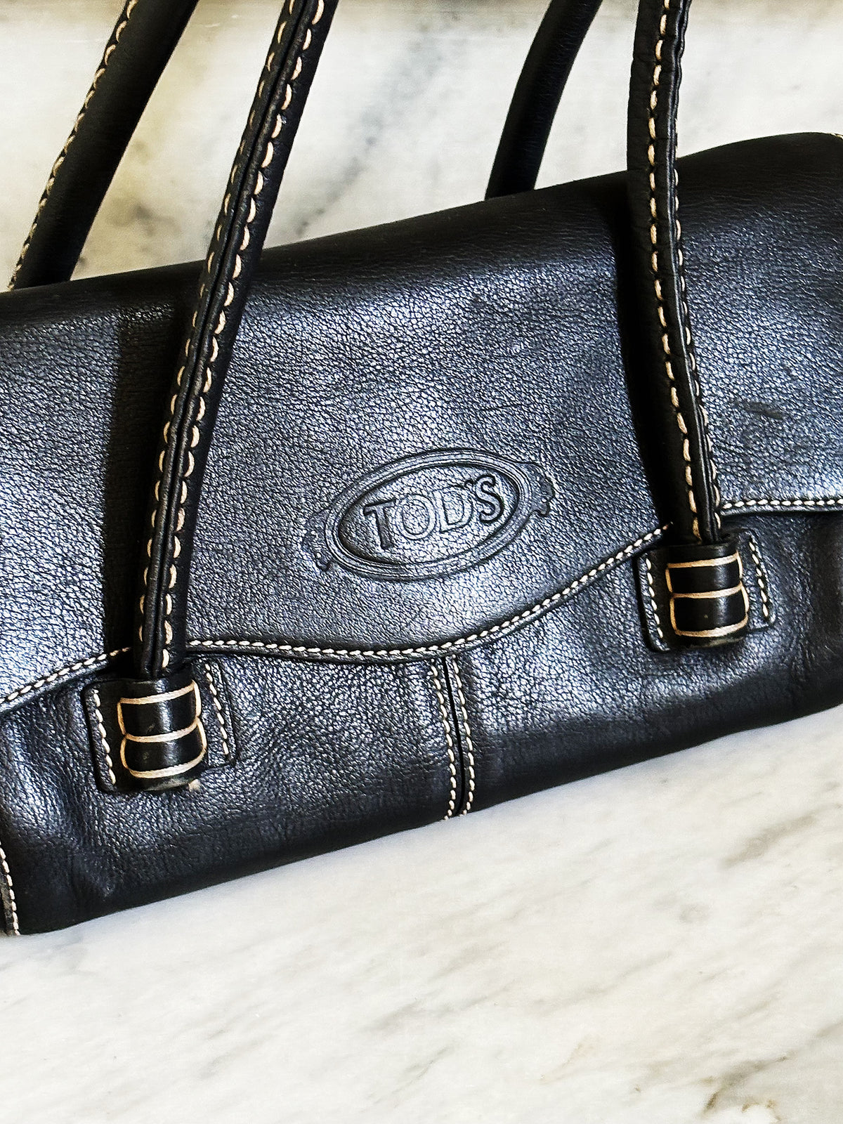 TOD’S - Borsa vintage in pelle nera con cuciture a contrasto