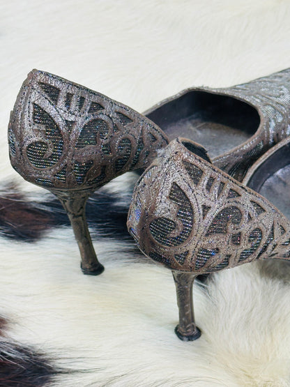 Décolleté vintage in pizzo lamé bronzo con tacco scolpito – Made in Italy