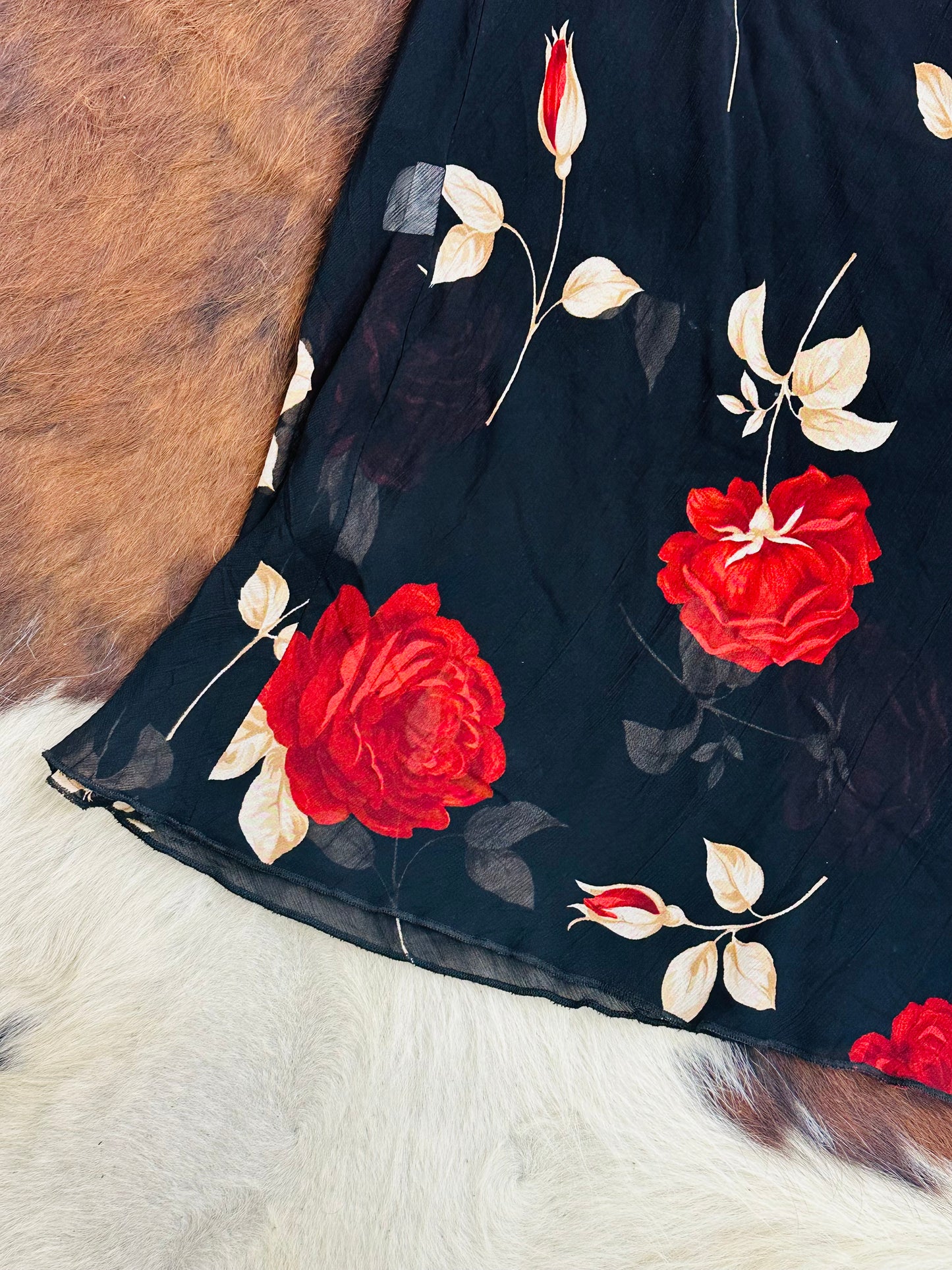 Gonna vintage con stampa rose – stile Y2K