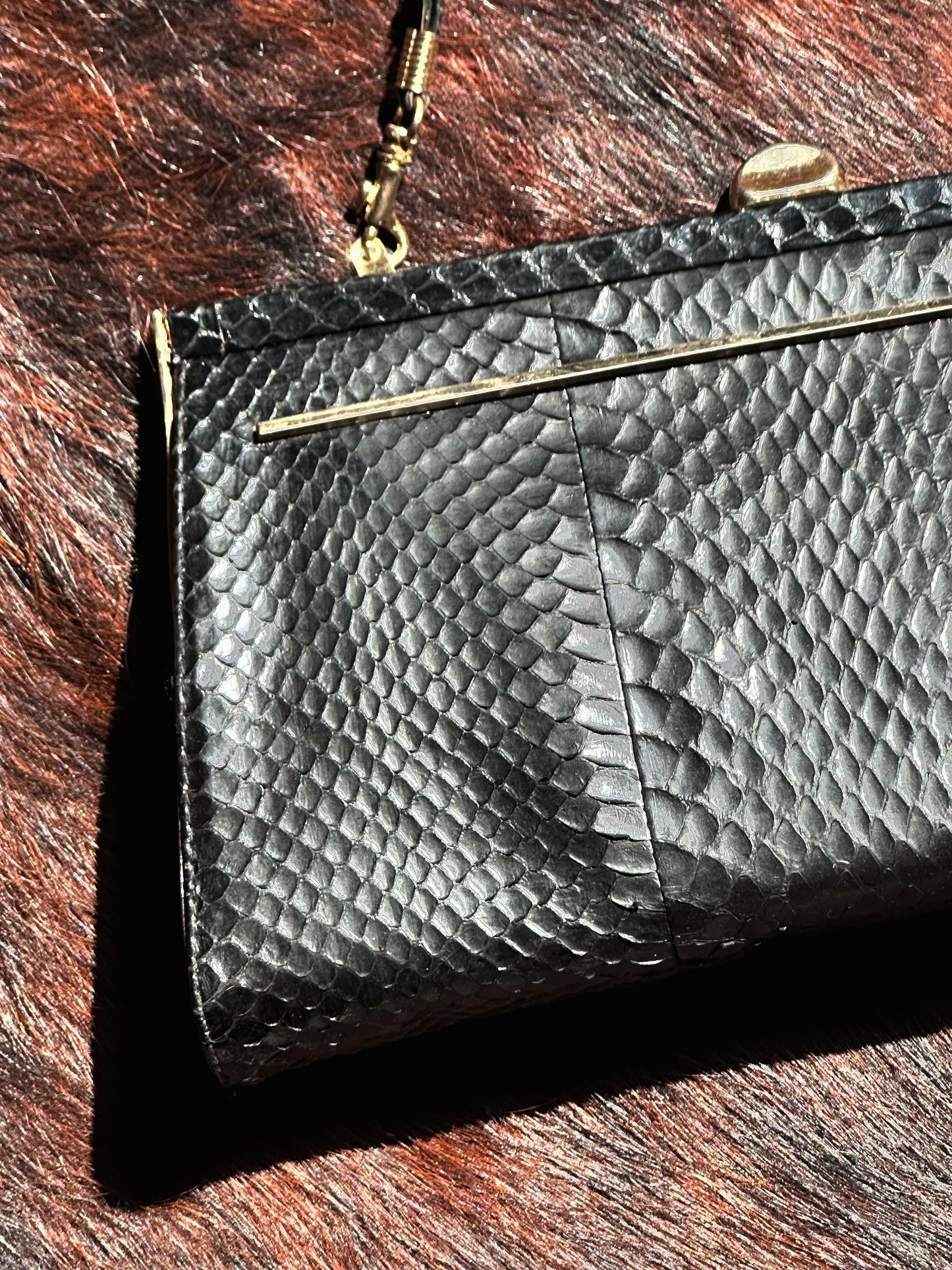 CLUTCH - 80s structured exotic leather bag