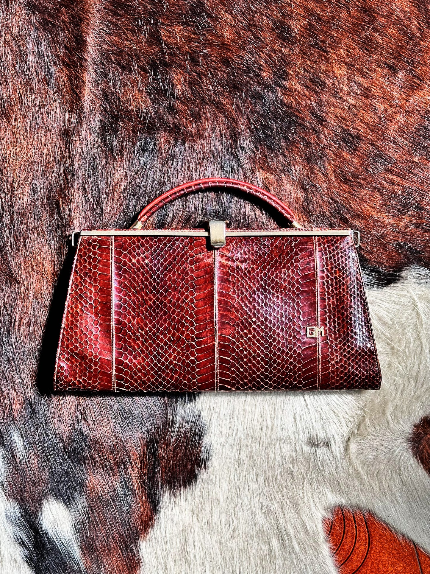 CLUTCH - 80s structured exotic leather bag