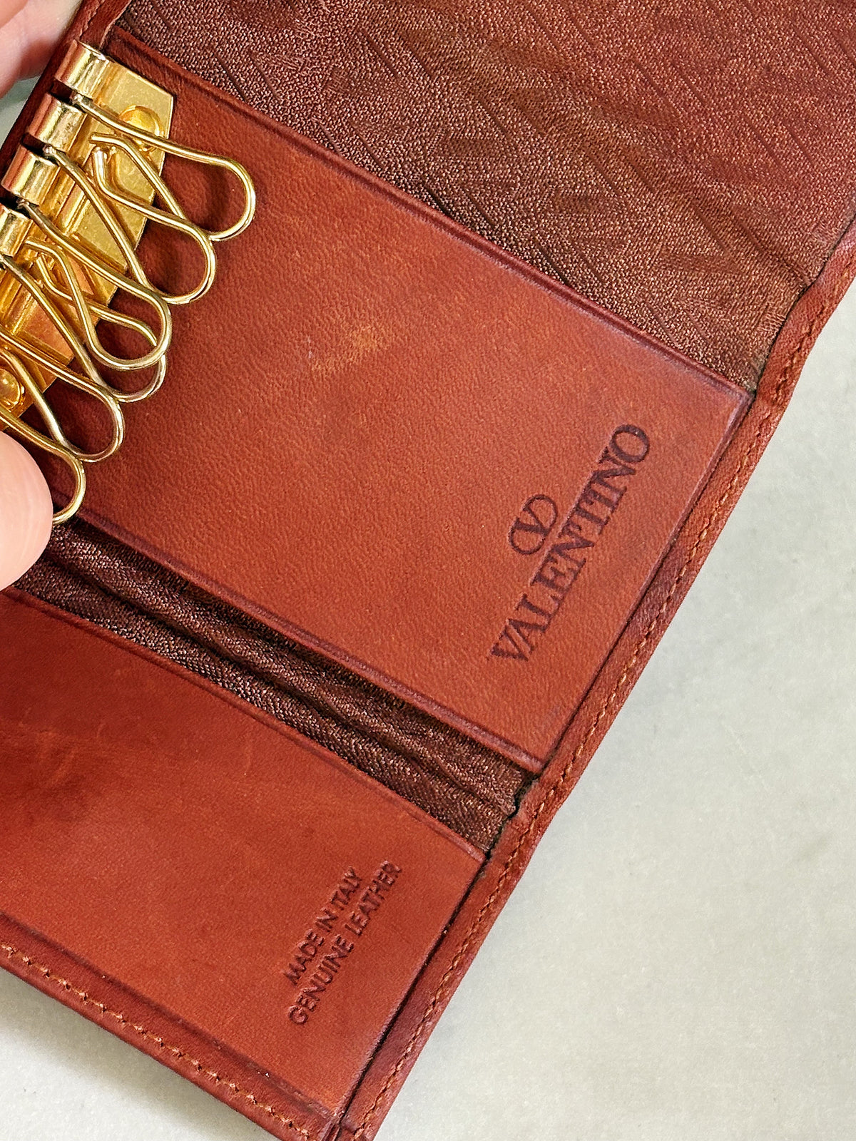 VALENTINO – Portachiavi Vintage in vera pelle Made in Italy