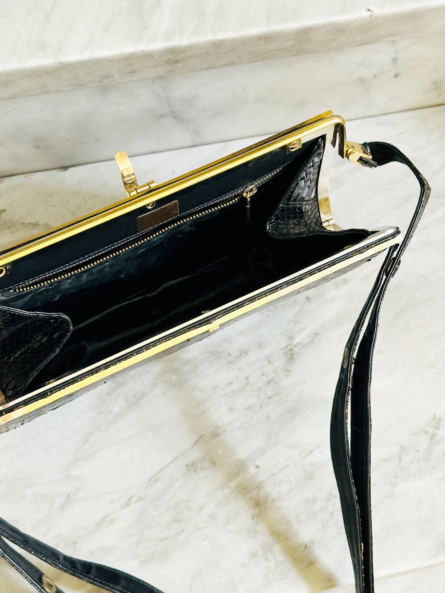 CLUTCH - 80s structured exotic leather bag