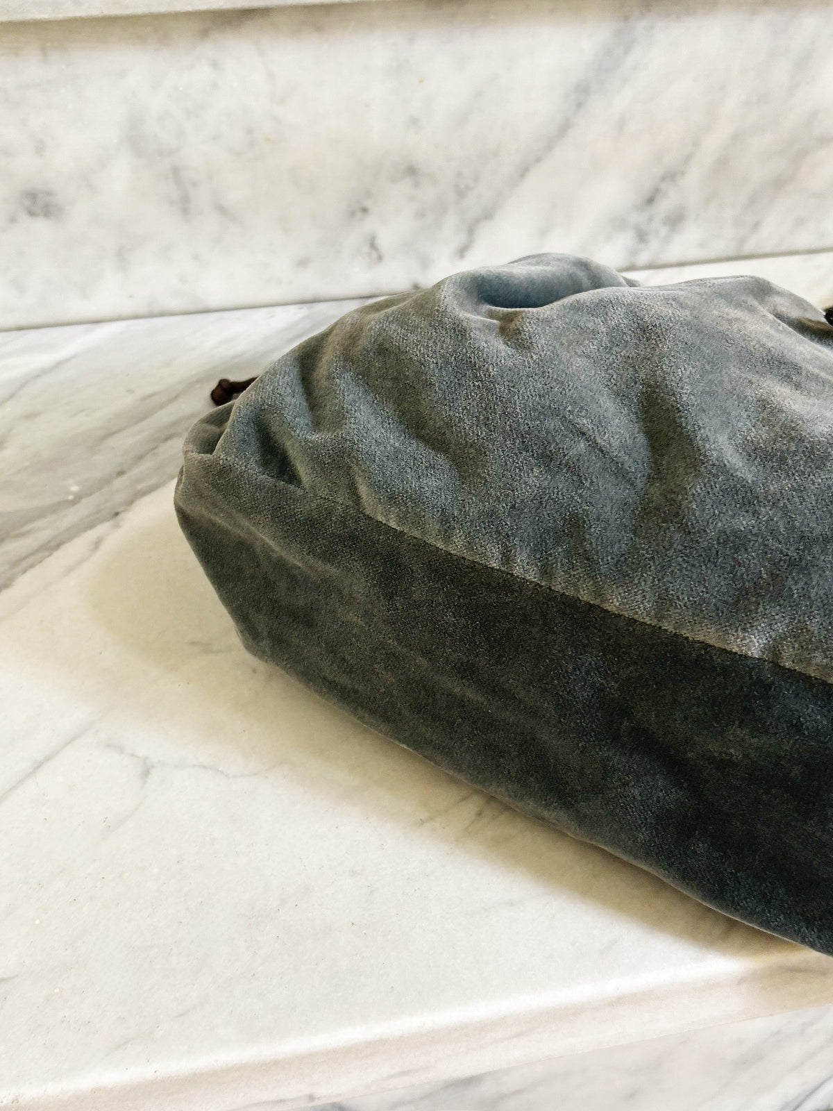MAX&Co - Borsa a Spalla in Velluto Grigio\Verde con Dettagli Marroni
