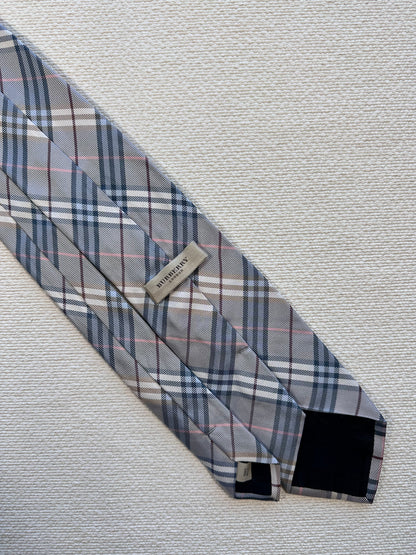 BURBERRY- Cravatta tartan 100% seta
