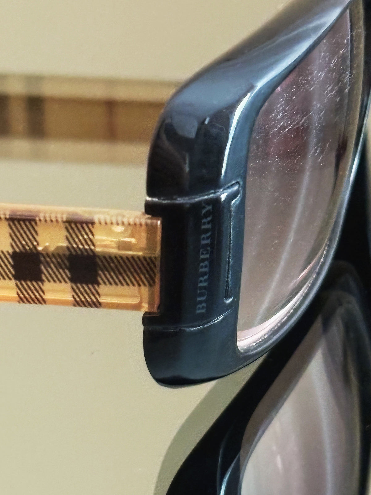 BURBERRY - Occhiali da sole vintage B 4087 3001/8G Vintage – Check Beige – Made in Italy
