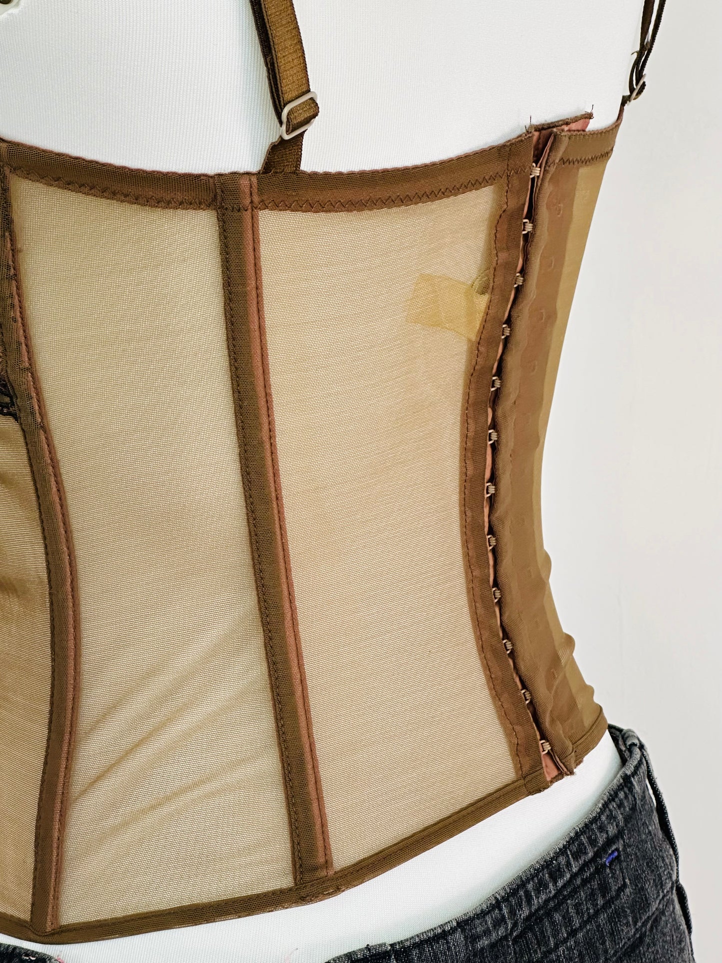 Corsetto Vintage Anni 2000 in Tulle Ricamato e Micromesh Nude