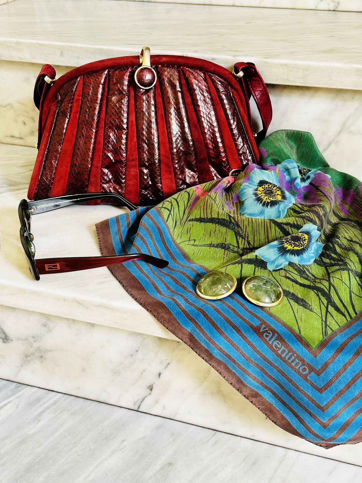 VALENTINO - Foulard Vintage 100% Seta | Motivo Floreale Lavanda e Papaveri Azzurri