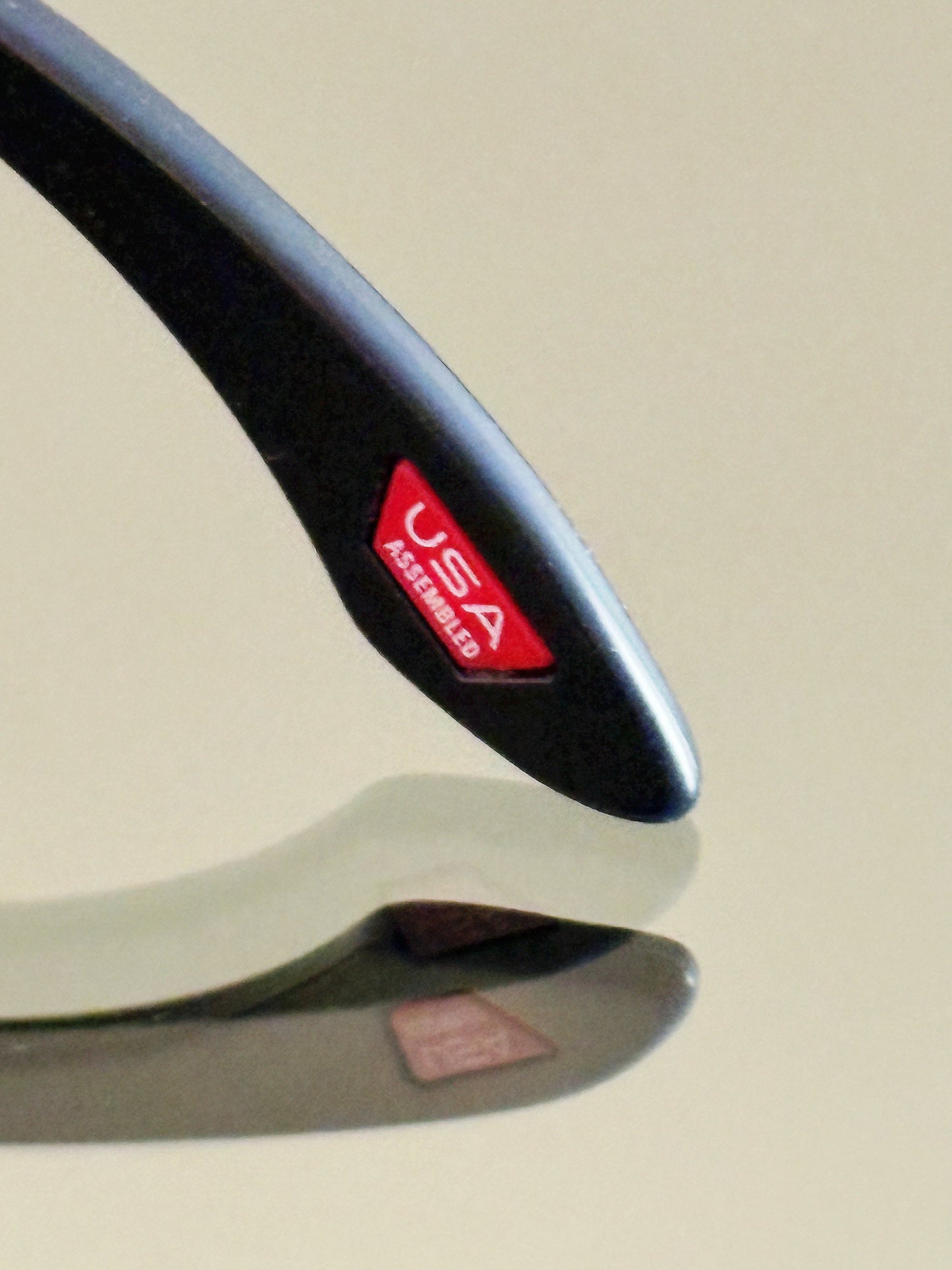 OAKLEY HOLBROOK – Occhiali da sole Matte Black / Dark Lenses – Icon Logo