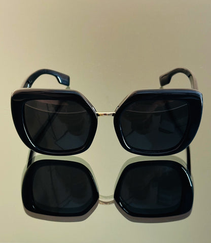 BURBERRY – BE4315 Charlotte – Occhiali da Sole Donna – Nero Lucido | Made in Italy