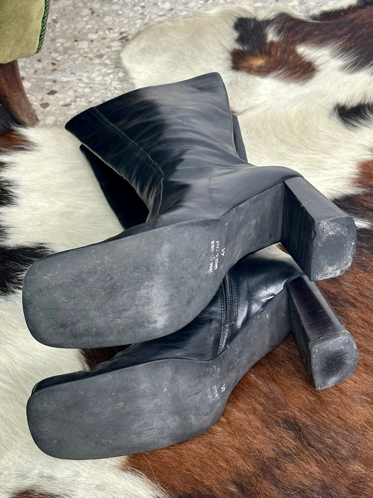 Stivali Vintage in Pelle Nera – Punta Squadrata e Tacco Largo | Taglia 41