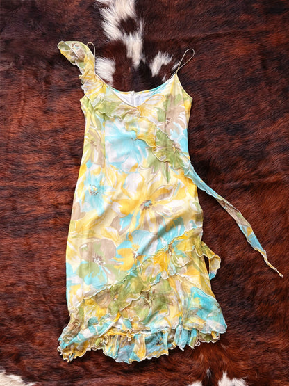 Abito in seta floreale con ruches asimmetriche – Y2K romantic mood