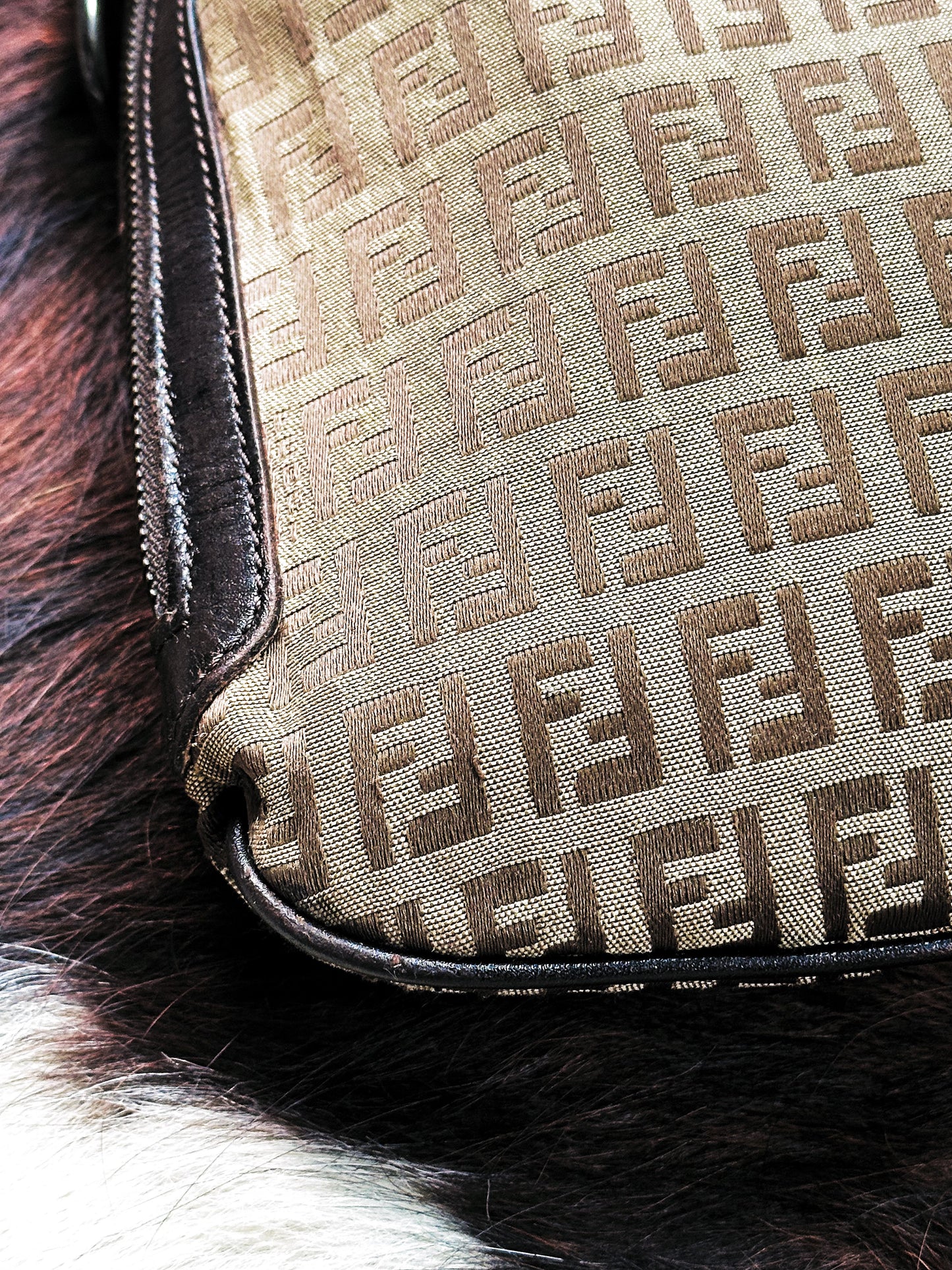 FENDI - Oyster Medium Monogram Zucca Canvas – Iconic Y2K