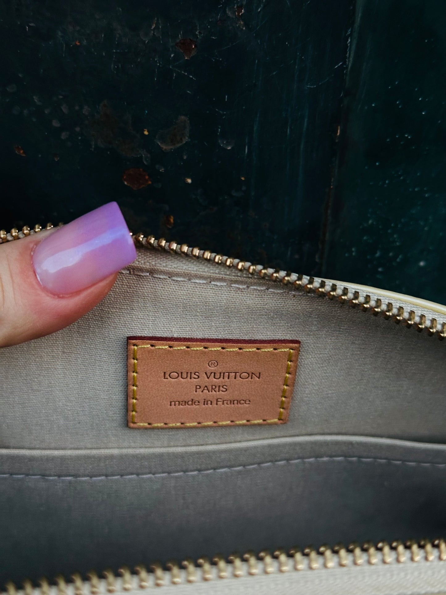 LOUIS VUITTON - Monogram Vernis Brea MM – Vernice Monogram