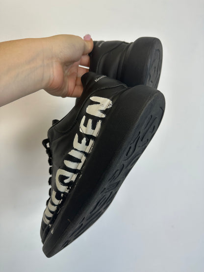 ALEXANDER McQUEEN - Oversized Sneaker – Black Graffiti Edition – Nero | Tg 42