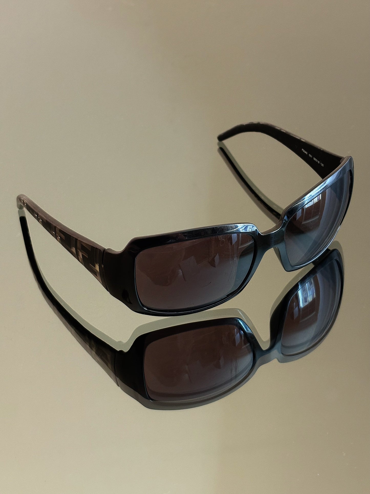 FENDI - Occhiali da sole vintage FS343 – Made in Italy