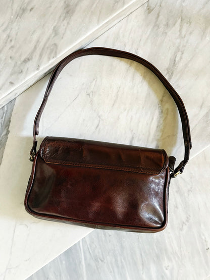 Vintage Brown Leather Shoulder Bag – Borsa a Spalla in Pelle Marrone con Tracolla Regolabile