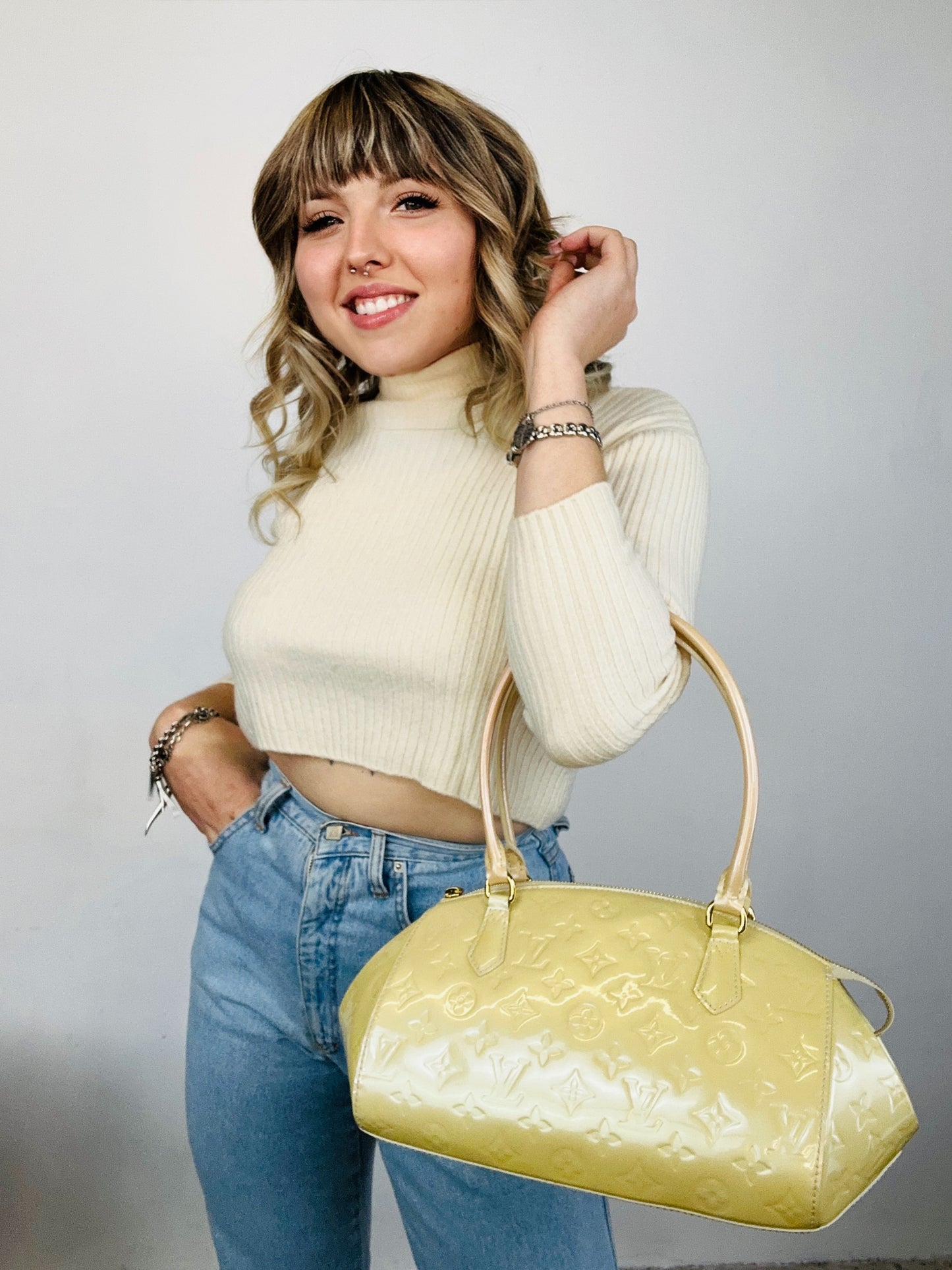 LOUIS VUITTON - Monogram Vernis Brea MM – Vernice Monogram