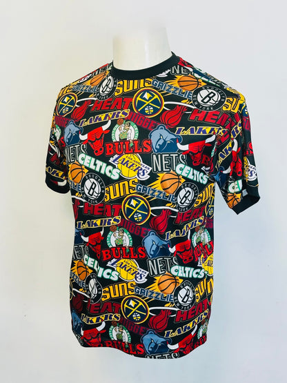 NBA x NEW ERA - T-shirt Multiteam Sticker Patch | XS