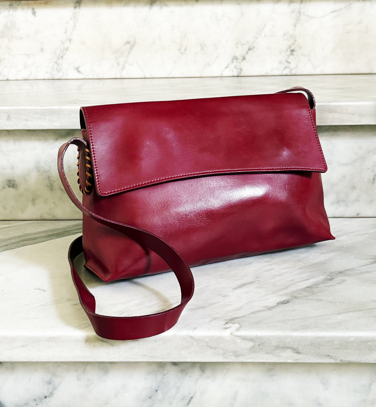 Vintage Burgundy Leather Shoulder Bag – Borsa a Spalla in Pelle Bordeaux Anni ’90
