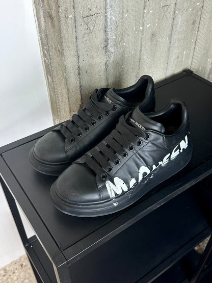 ALEXANDER McQUEEN - Oversized Sneaker – Black Graffiti Edition – Nero | Tg 42