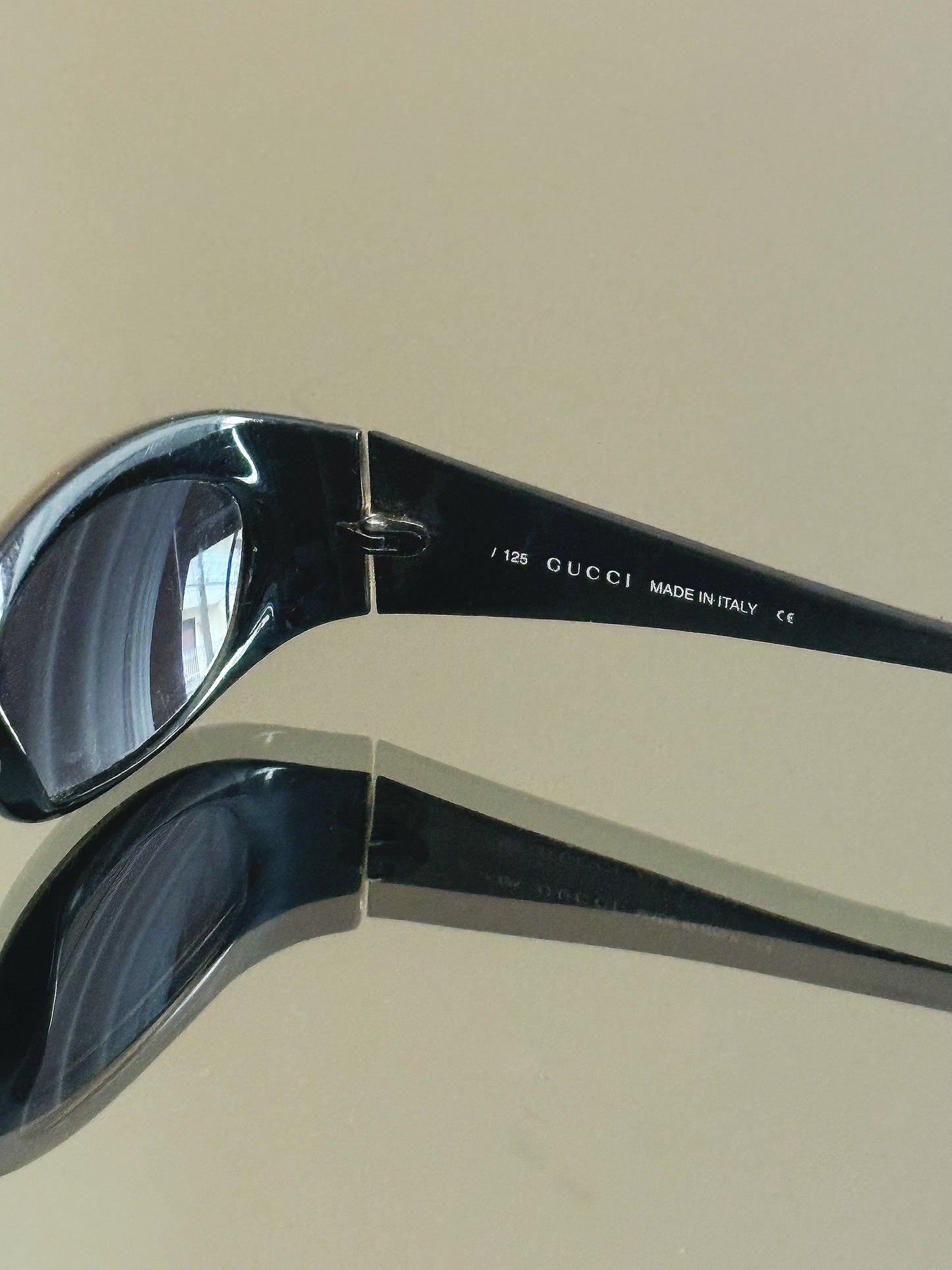 GUCCI - GG 2432/S – Occhiali da sole vintage neri Y2K Made in Italy