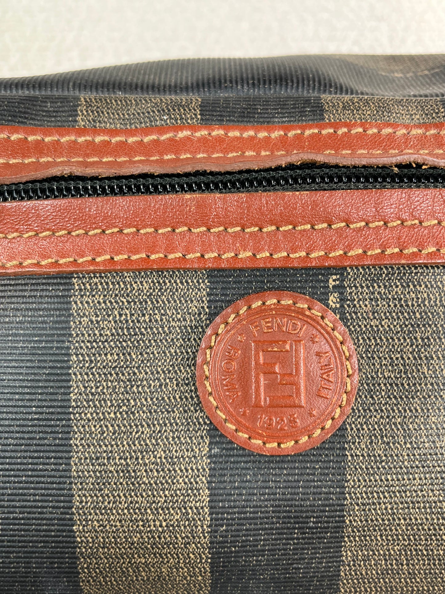 FENDI - Vintage toilette trousse