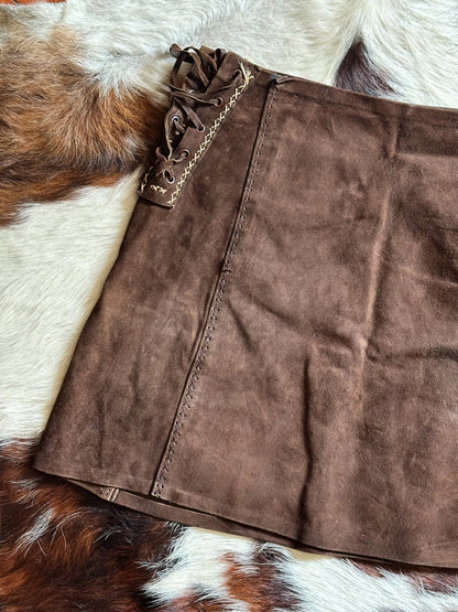 Gonna vintage in pelle scamosciata marrone con lacci laterali