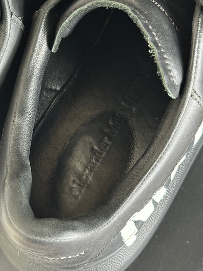 ALEXANDER McQUEEN - Oversized Sneaker – Black Graffiti Edition – Nero | Tg 42