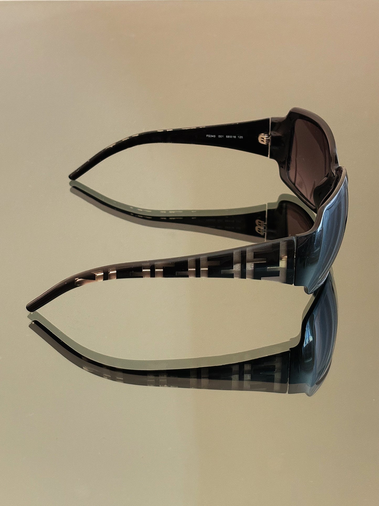 FENDI - Occhiali da sole vintage FS343 – Made in Italy