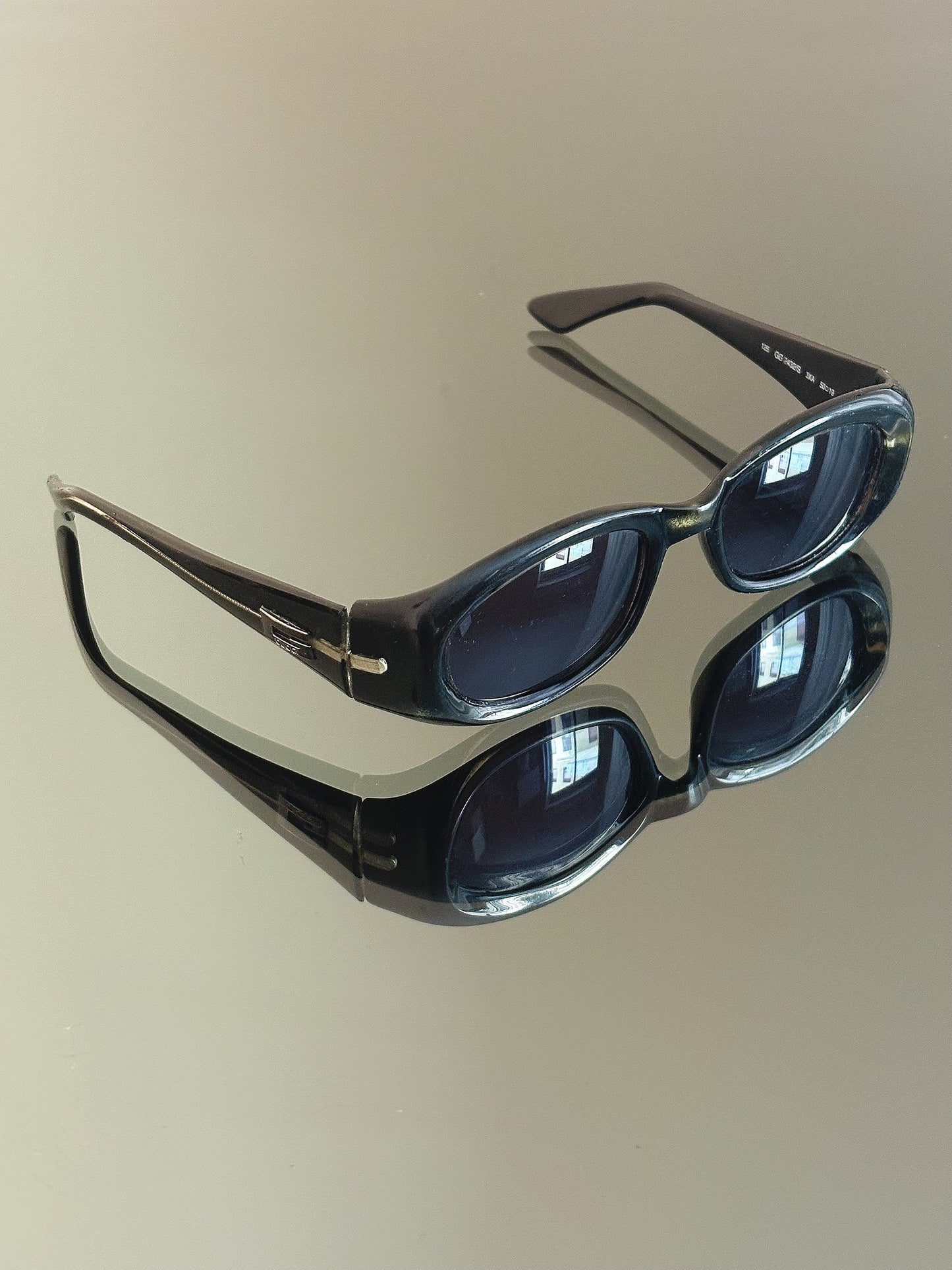 GUCCI - GG 2432/S – Occhiali da sole vintage neri Y2K Made in Italy