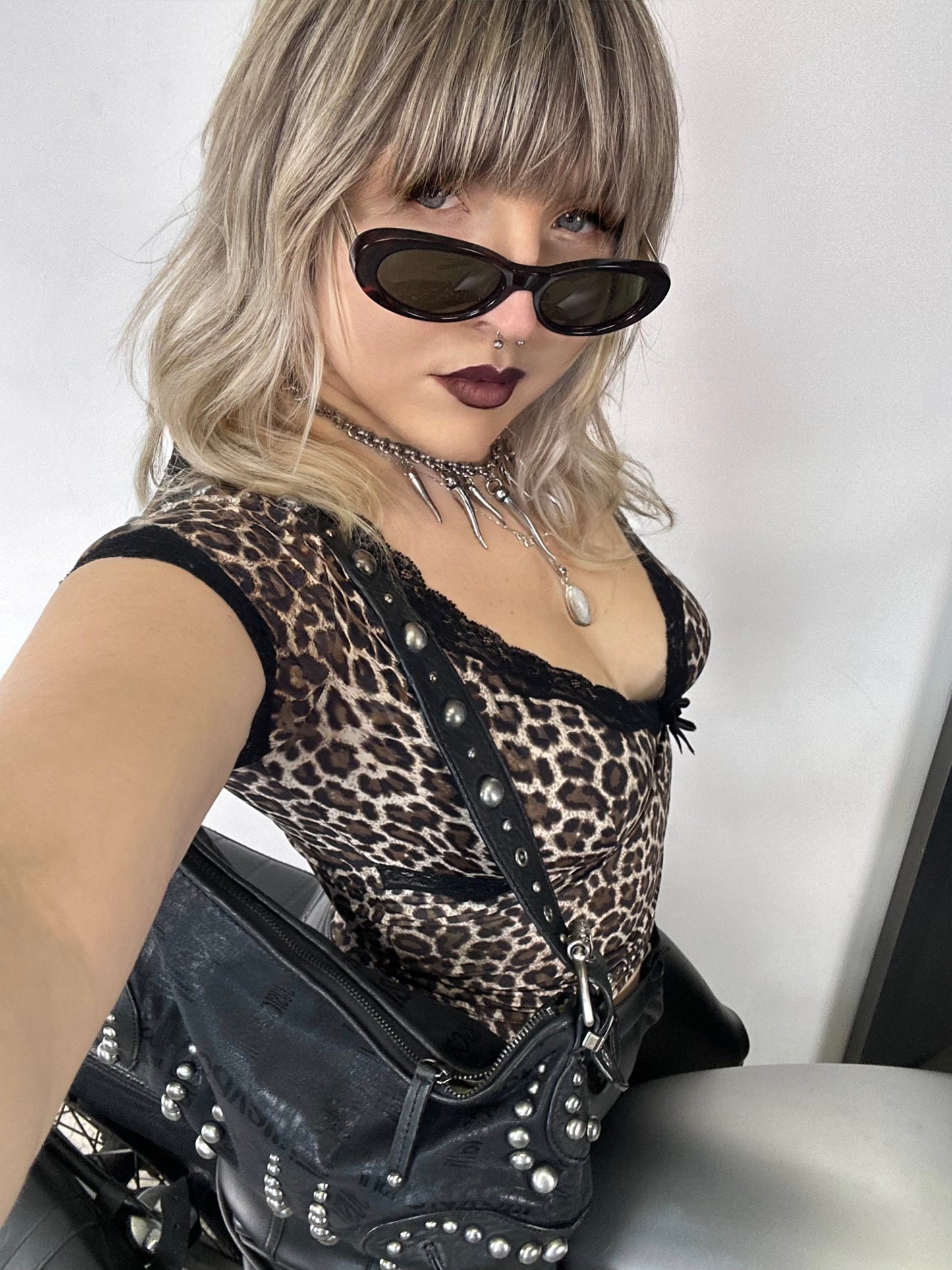 JUST CAVALLI - Borsa hobo a spalla nera borchiata Y2K